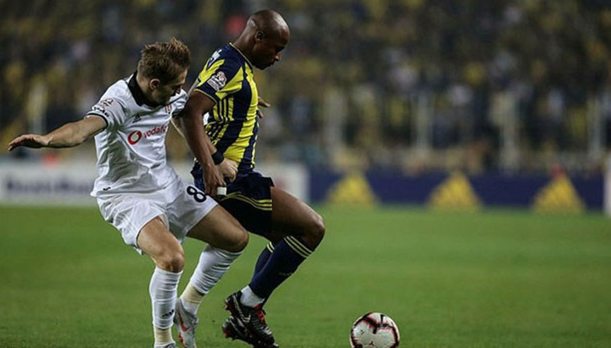 Kadıköyde Ersun Yanal sürprizi Derbide...