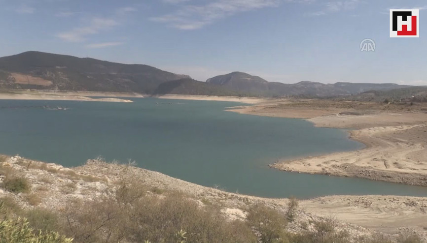 Arapapıştı Kanyonunda sular çekildi