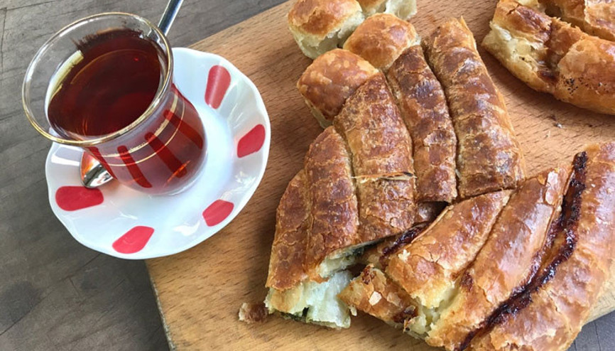 Damaklarınızı şenlendirecek en iyi börekçiler