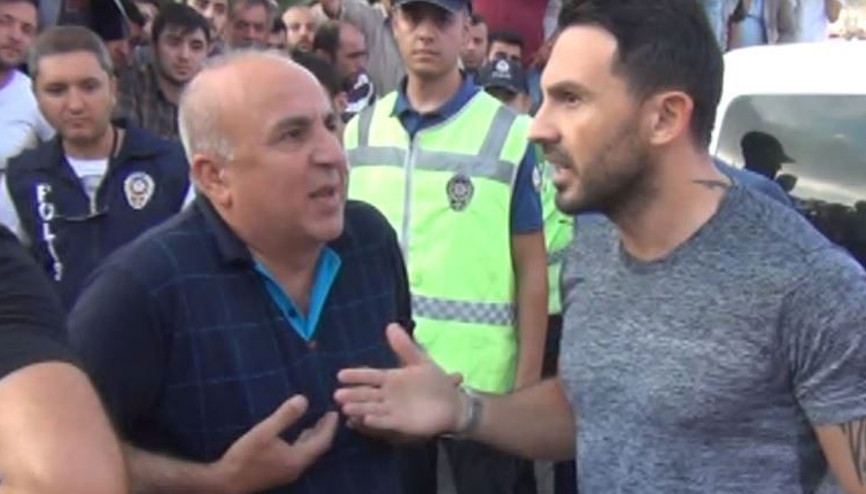 Ahmet Dursun isyan etti: Kalecimi döveceklerdi