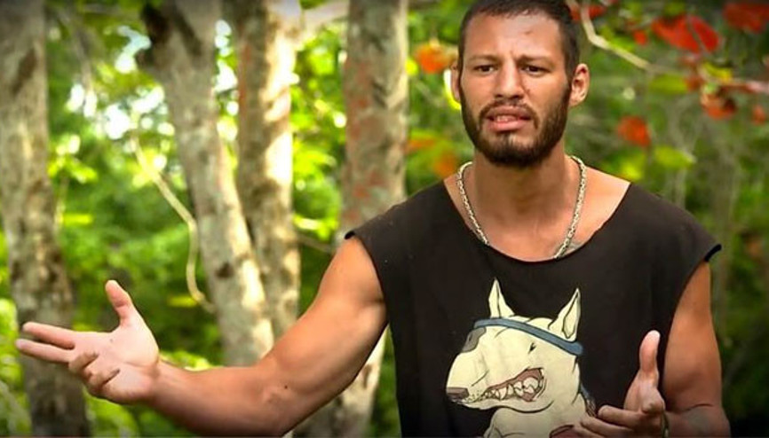 Böyle bir suçlama ile burada olmaktan utanç duyuyorum