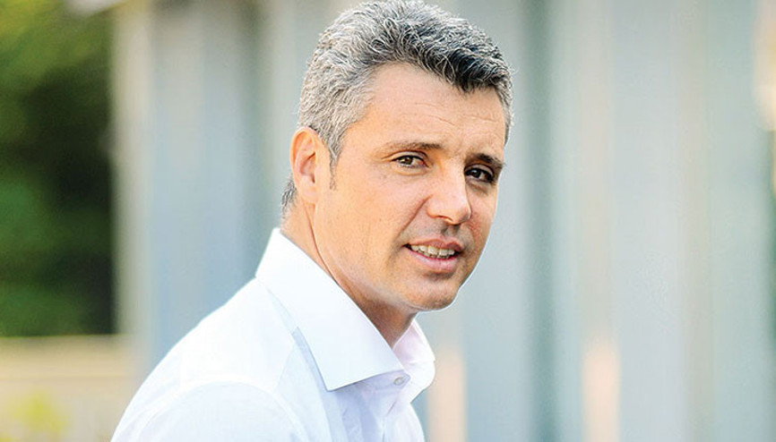 Cem Yılmaz’ı ODTÜ’de solladı Cem Yılmaz’ı ODTÜ’de solladı