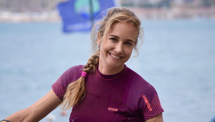 Rüzgar sörfüne Çağla Kubat damgası