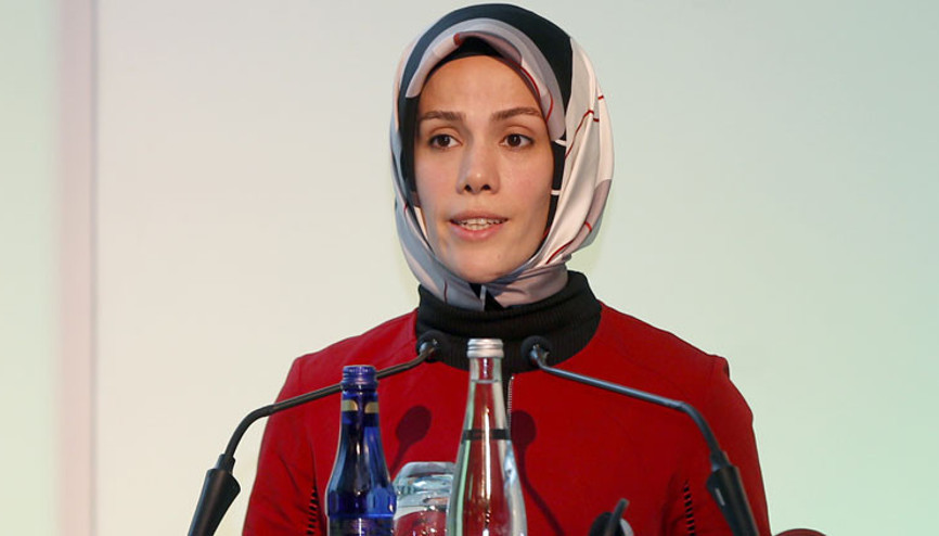 Esra Albayraktan İslamofobi mesajı
