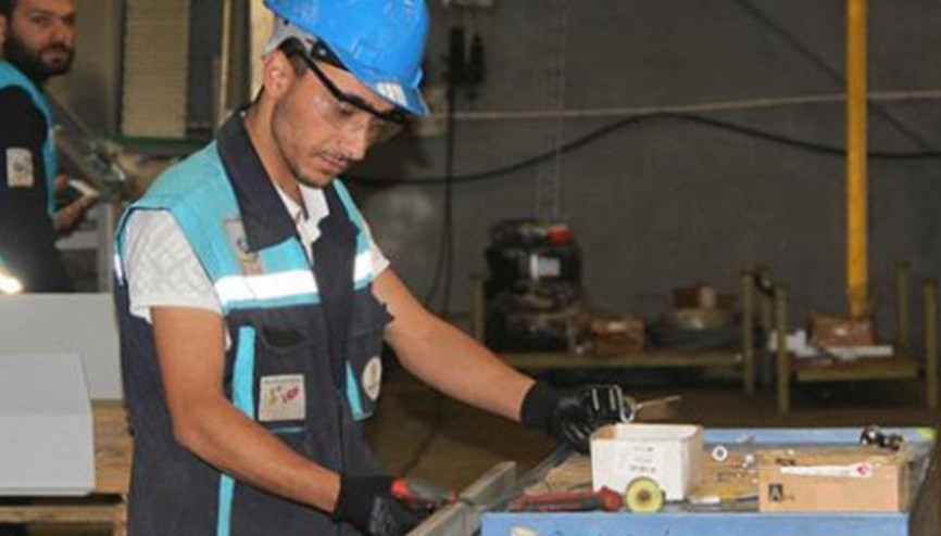 Mezun olmadan iş sahibi oluyorlar