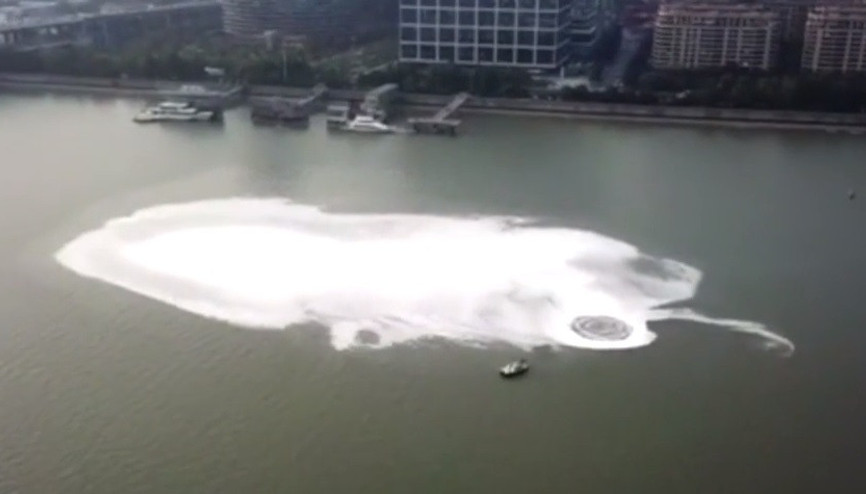 Nehirde ortaya çıktı, kent alarma geçti