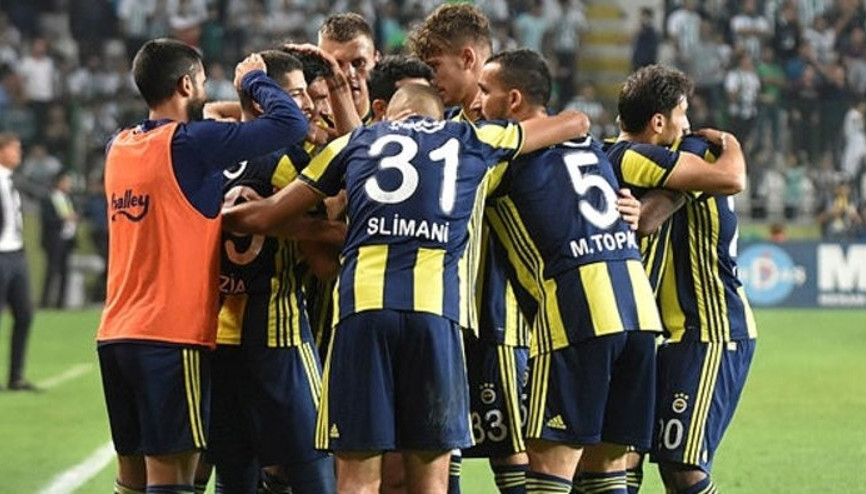 Yıldızlar kulübeye Fenerbahçede sürpriz 11...