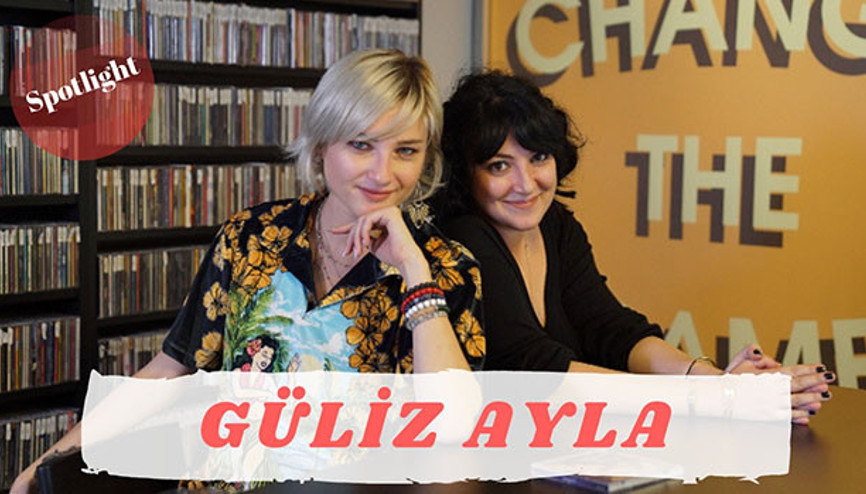 Güliz Ayla: “Neşeliyim ama depresyonu da yaşamayı seviyorum”