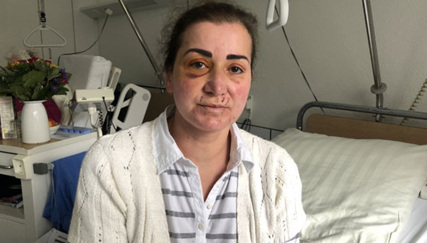 Türk yolcuya şok: Yüzüne bakıp bir şeyler söyledi, bir anda yumruklamaya başladı Türk yolcuya şok: Yüzüne bakıp bir şeyler söyledi, bir anda yumruklamaya başladı