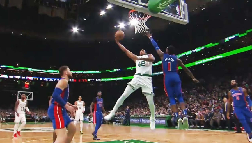 Al Horford’dan enfes smaç