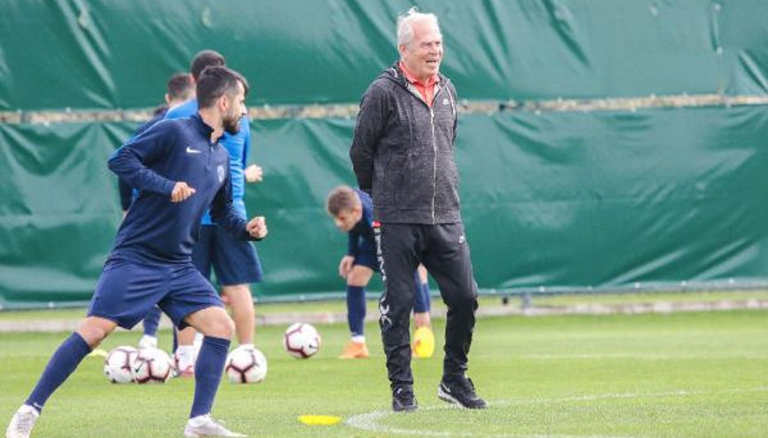 Kasımpaşa, Antalyaspor maçına hazır Kasımpaşa, Antalyaspor maçına hazır