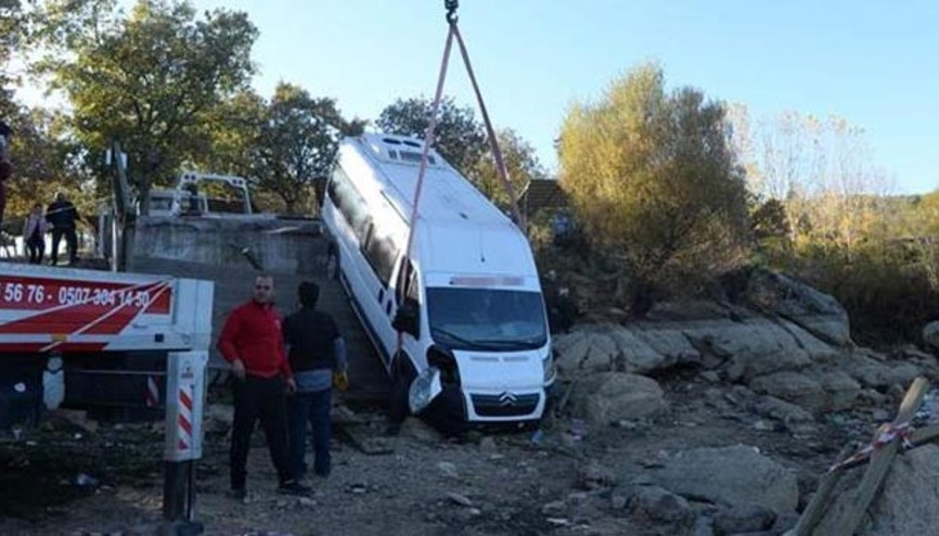 Korkunç kaza: Seyir terasından uçtu