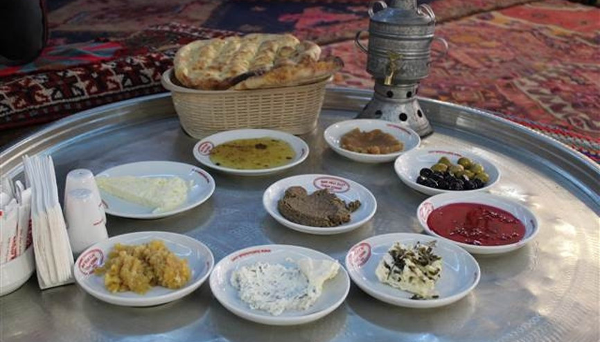 Urartulardan günümüze Van kahvaltısının benzersiz lezzeti kavut tescillendi