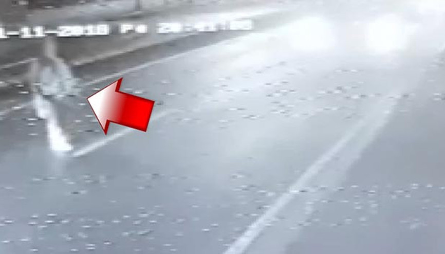 Bağcılar’da lüks araç genç kıza böyle çarpıp kaçtı