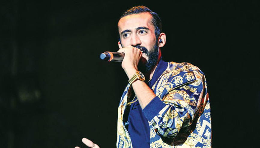 Babam “Başlarım rap’ine” dedi