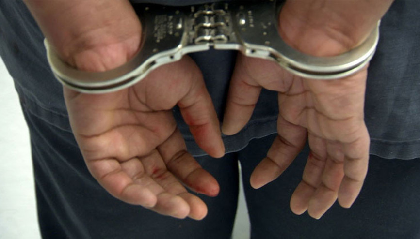 ‘Müvekkilim eşcinsel, polisi tehdit edebilecek durumda değil’