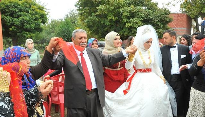 Aşiret düğününe 3 bin kişi katıldı