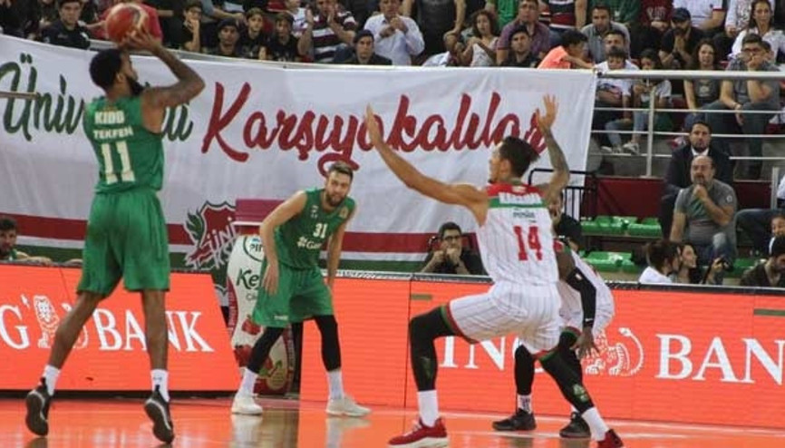 Darüşşafaka Tekfenin konuğu Olimpia