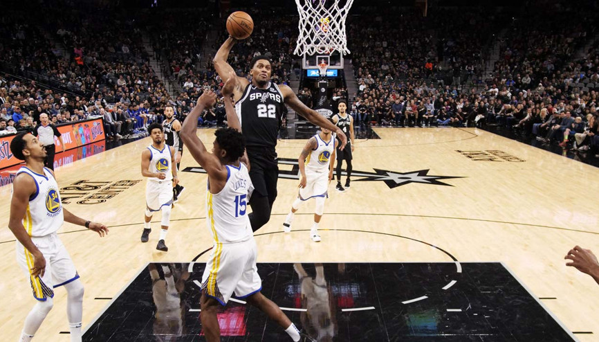 Rudy Gay Warriors savunmasını poster yaptı
