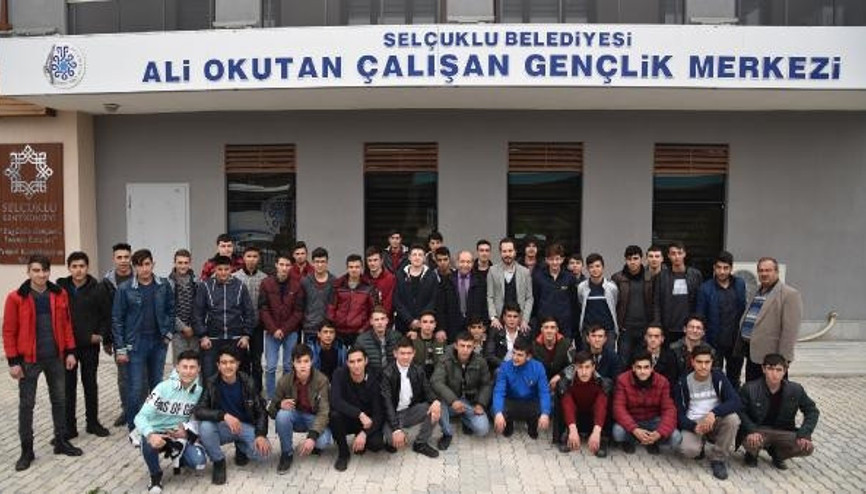 Çalışan Gençlik Merkezinde hizmet ağı genişliyor