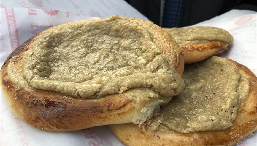 Bursalıların asırlık damak tadı tahinli pide