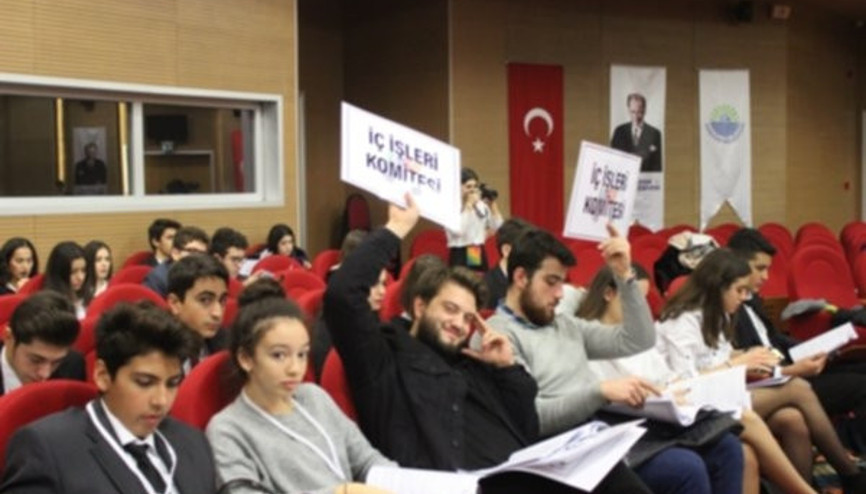 Beyin göçü liselilerin gündeminde