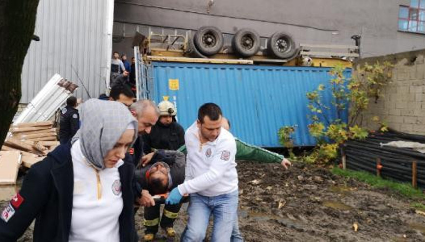 Mobilya fabrikasında konteyner faciası