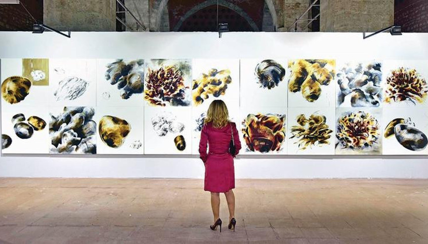 Fatma Tülin: Evrenin teni