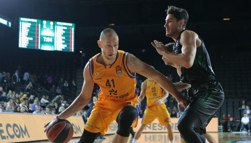 Darüşşafaka Tekfen evinde mağlup