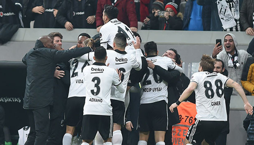Beşiktaş yılın son derbisinde evinde Galatasarayı yendi Beşiktaş yılın son derbisinde evinde Galatasarayı yendi