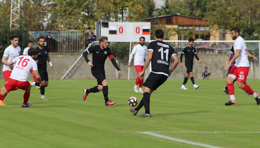 Kozan Belediyespor - Batman Petrolspor: 0-0