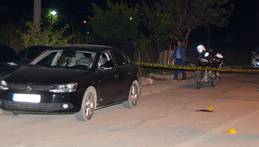 Korku dolu anlar Sevdiği kızın gözü önünde...