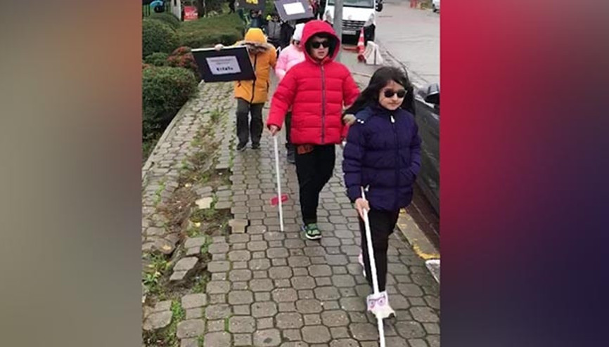 Miniklerden farkındalık eylemi