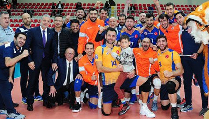 İBB altın setle 8li finallerde