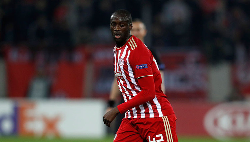 Olympiakos Yaya Toureyi gönderdi