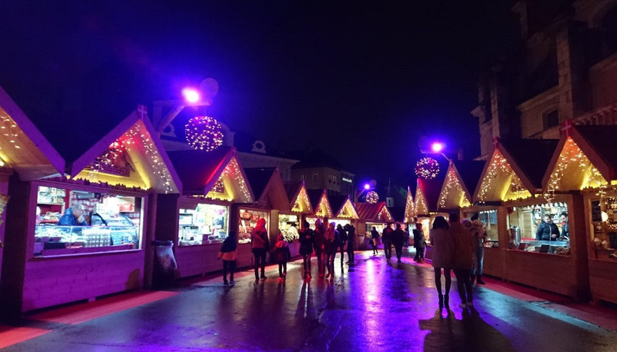 Annecy Gölü manzaraları ve Noel sokakları