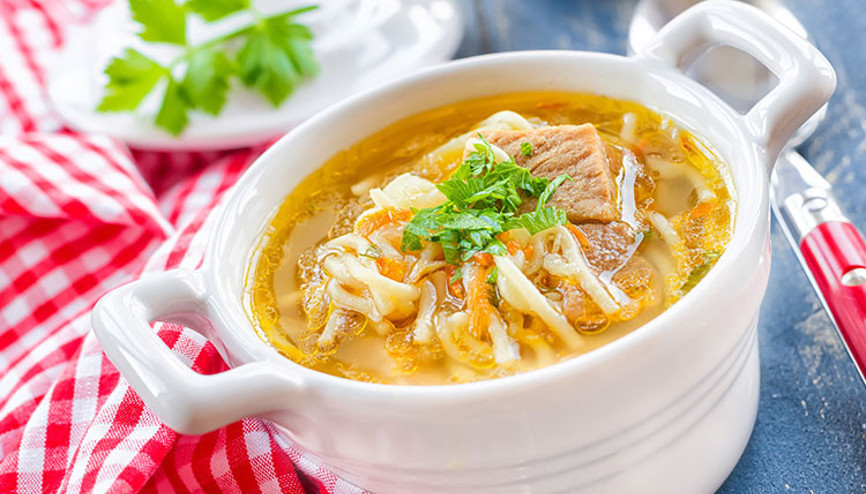 Çorbadan tatlıya her şeyiyle Lezizz tavuklu yılbaşı menüsü