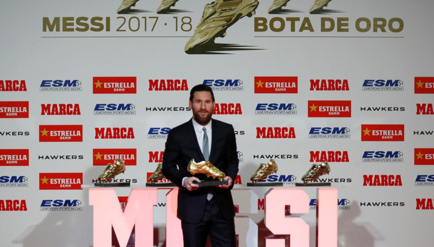 Messi Altın Ayakkabı ödülünü aldı