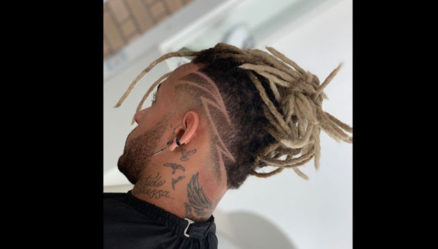 Neymar yine şaşırttı Yeni saç stili...