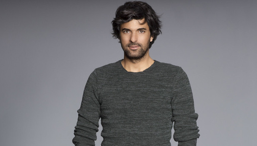 O artık bir yazar