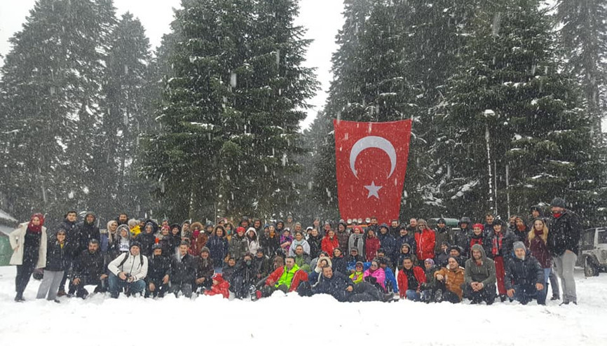 Off-road tutkunlarından ‘kar safarisi’