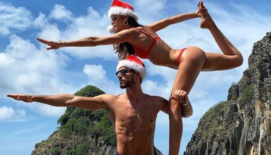 Kaleci sevgilisiyle olay poz Izabel Goulart...
