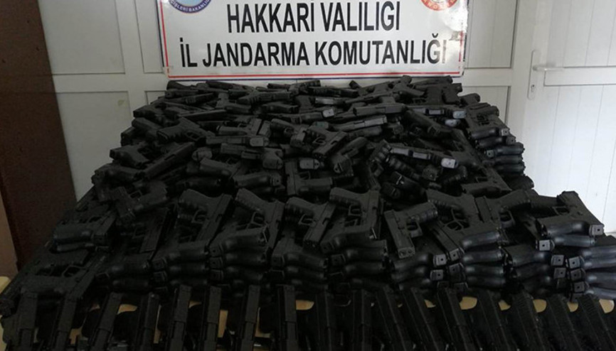 Hakkari’de cephanelik ele geçirildi