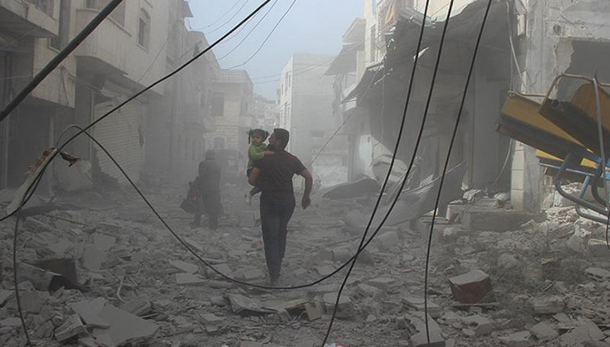 Esed rejimi sivilleri kampta vurdu