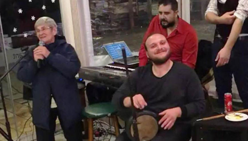 Canan Karatay şarkı söyledi