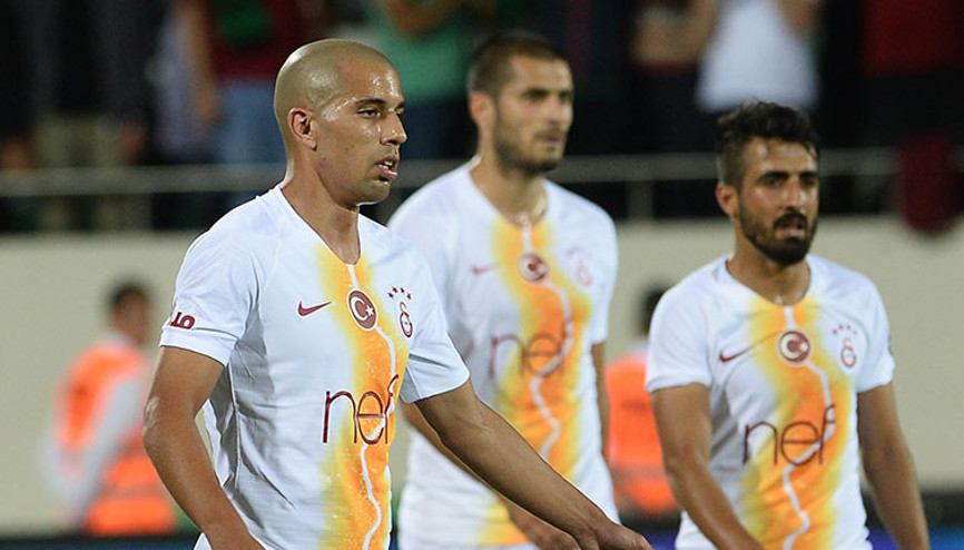 Aslan ilk yarının para şampiyonu