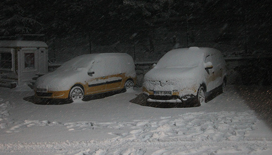 Haberler peş peşe geldi... O illerde okullar tatil edildi