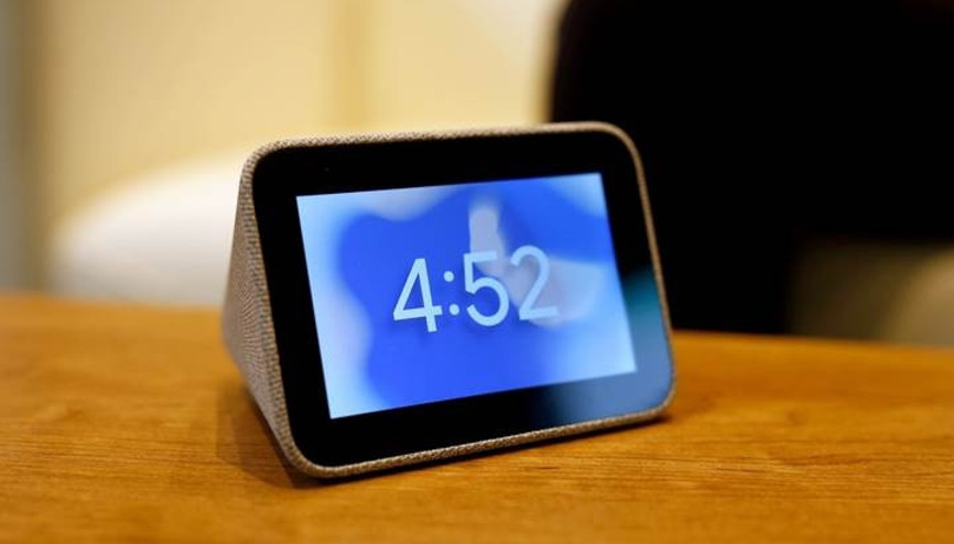 Lenovodan dijital asistanlı akıllı saat
