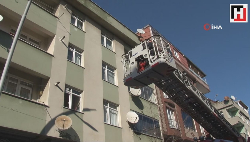 Odada kilitli kalan 5 aylık Kadir’in imdadına itfaiye yetişti