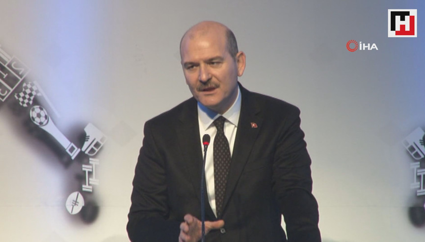 Bakan Soylu: Uyuma isimli aplikasyonla vatandaşlar uyuşturucu ile ilgili durumları bildirebilecek Bakan Soylu: Uyuma isimli aplikasyonla vatandaşlar uyuşturucu ile ilgili durumları bildirebilecek